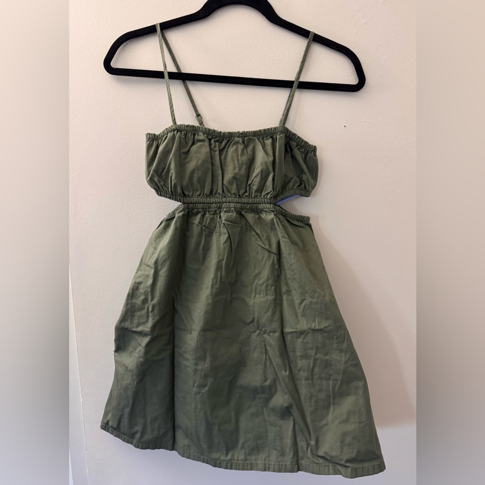 PacSun Green Sleeveless Cutout Dress
